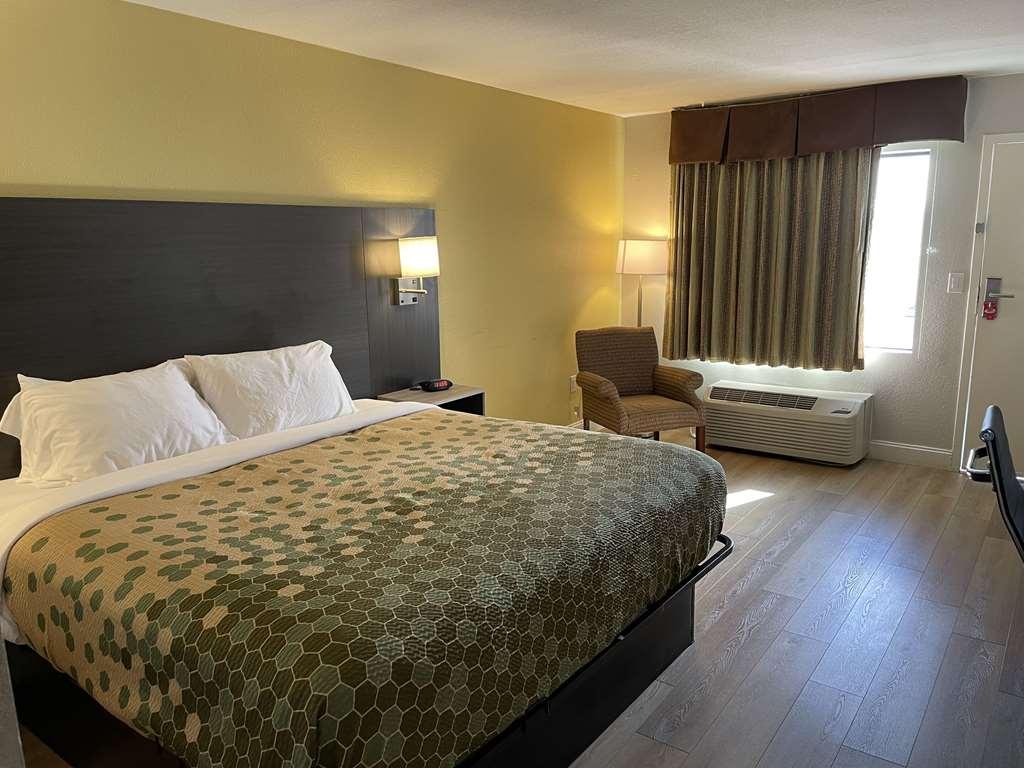 Econo Lodge White Pine Morristown I-81 & I-40 Split Oda fotoğraf