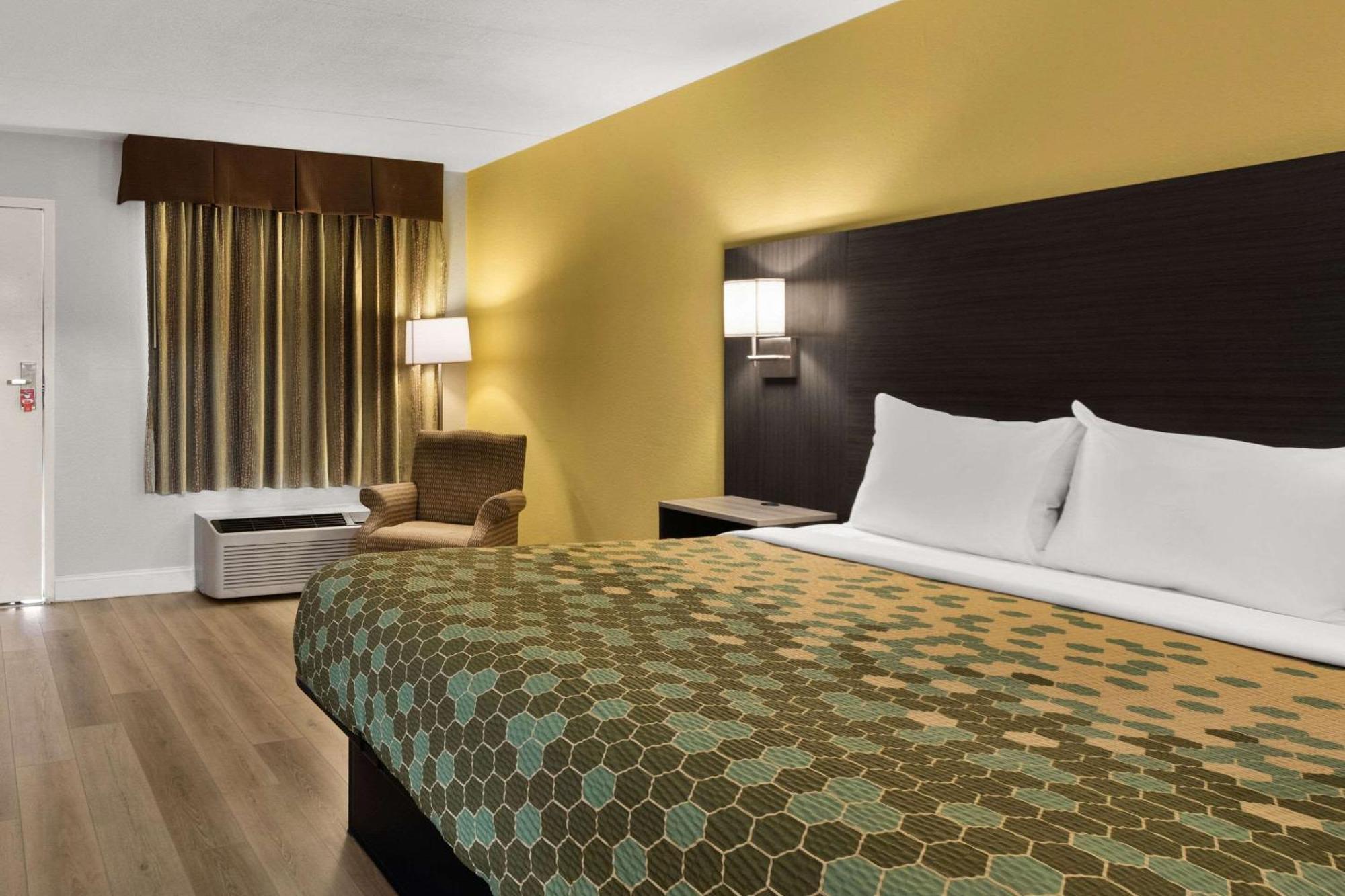 Econo Lodge White Pine Morristown I-81 & I-40 Split Dış mekan fotoğraf
