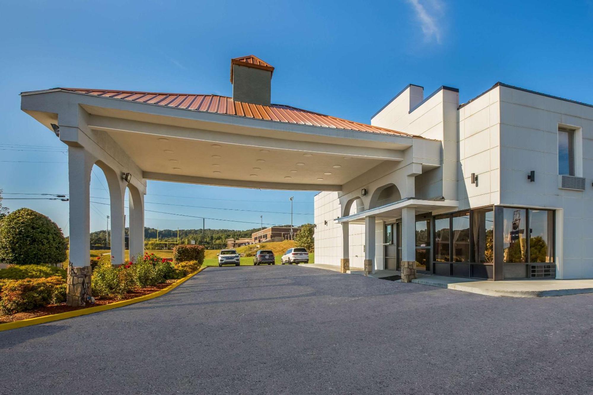 Econo Lodge White Pine Morristown I-81 & I-40 Split Dış mekan fotoğraf